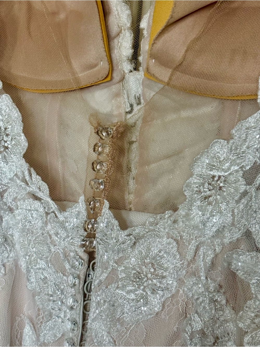 Essence of Australia Wedding Dress - Picture 6 of 16
